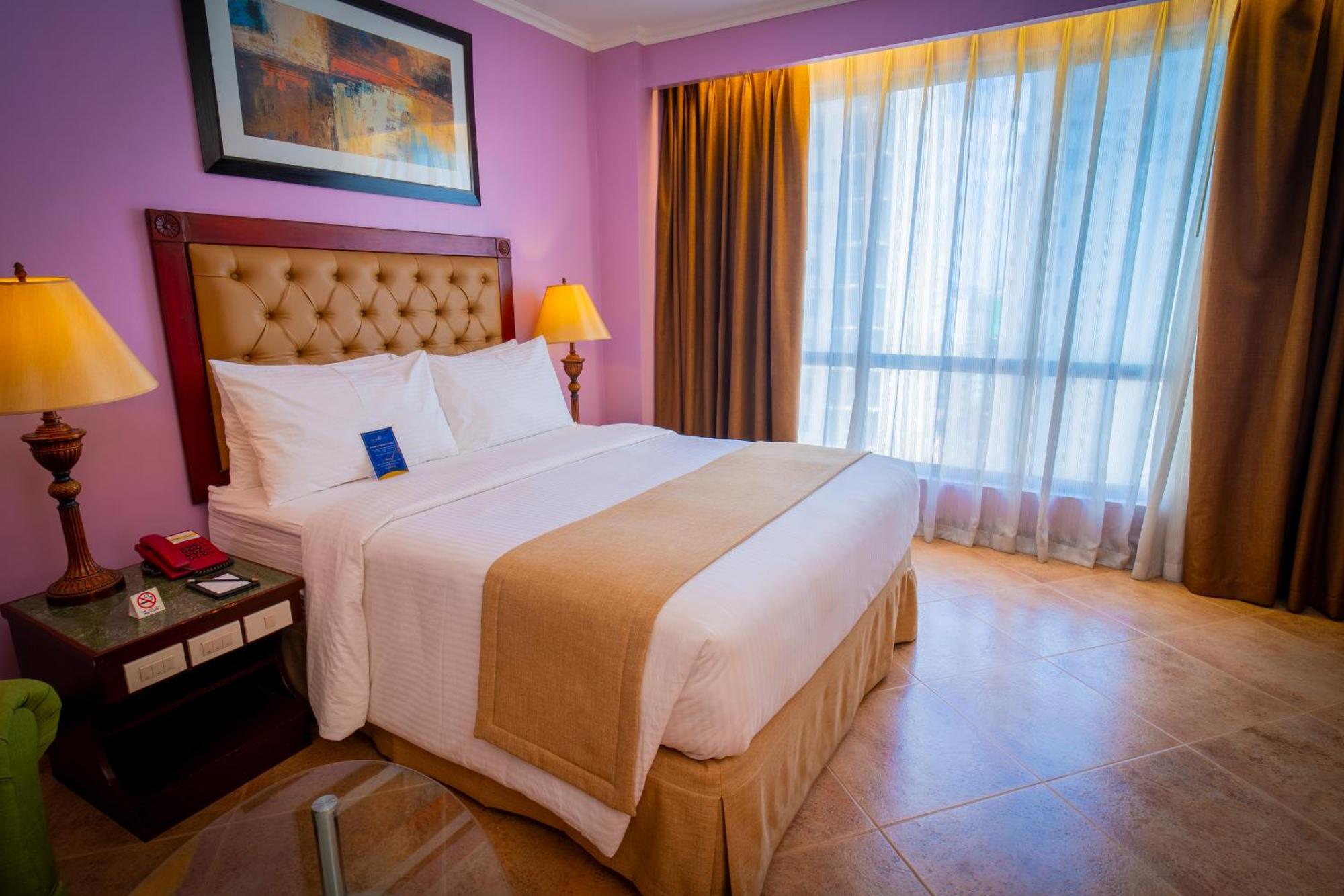 Royal Bellagio Hotel Makati City Dış mekan fotoğraf