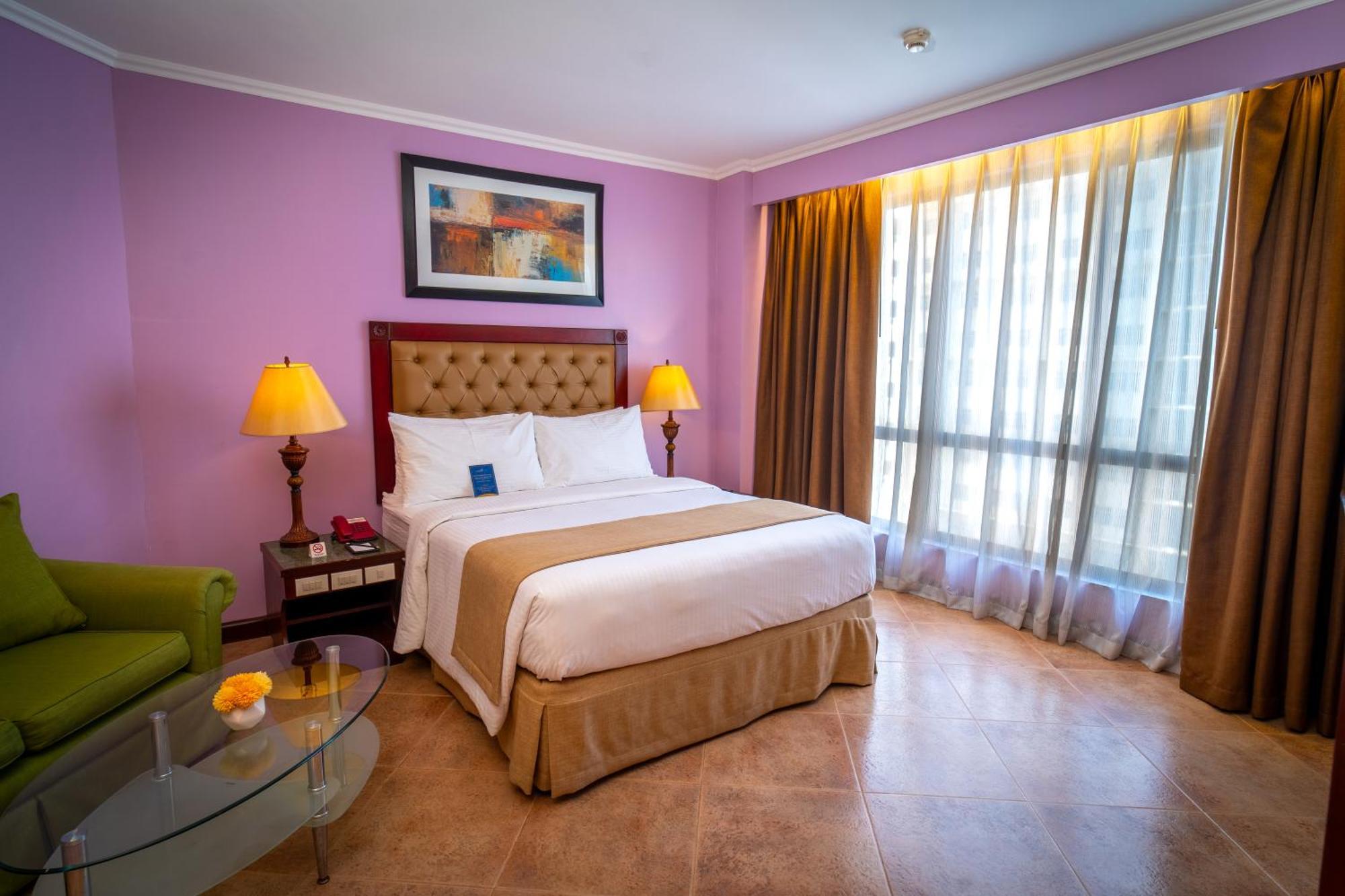 Royal Bellagio Hotel Makati City Dış mekan fotoğraf
